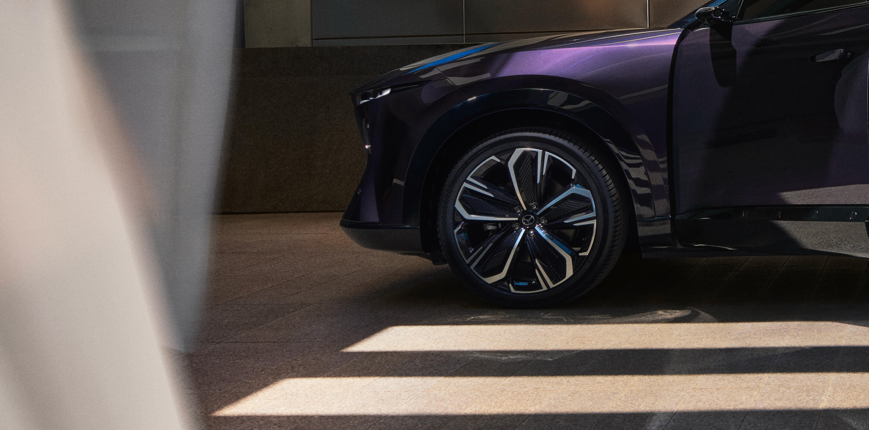 21" ALLOY WHEELS